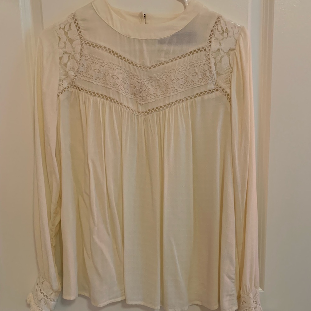Francesca’s White Lace Blouse